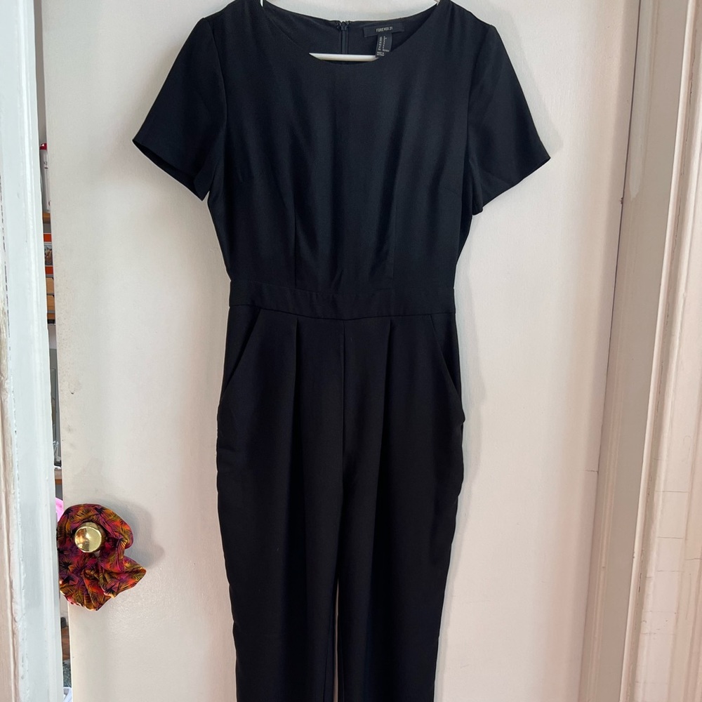 Forever 21 black jumpsuit S